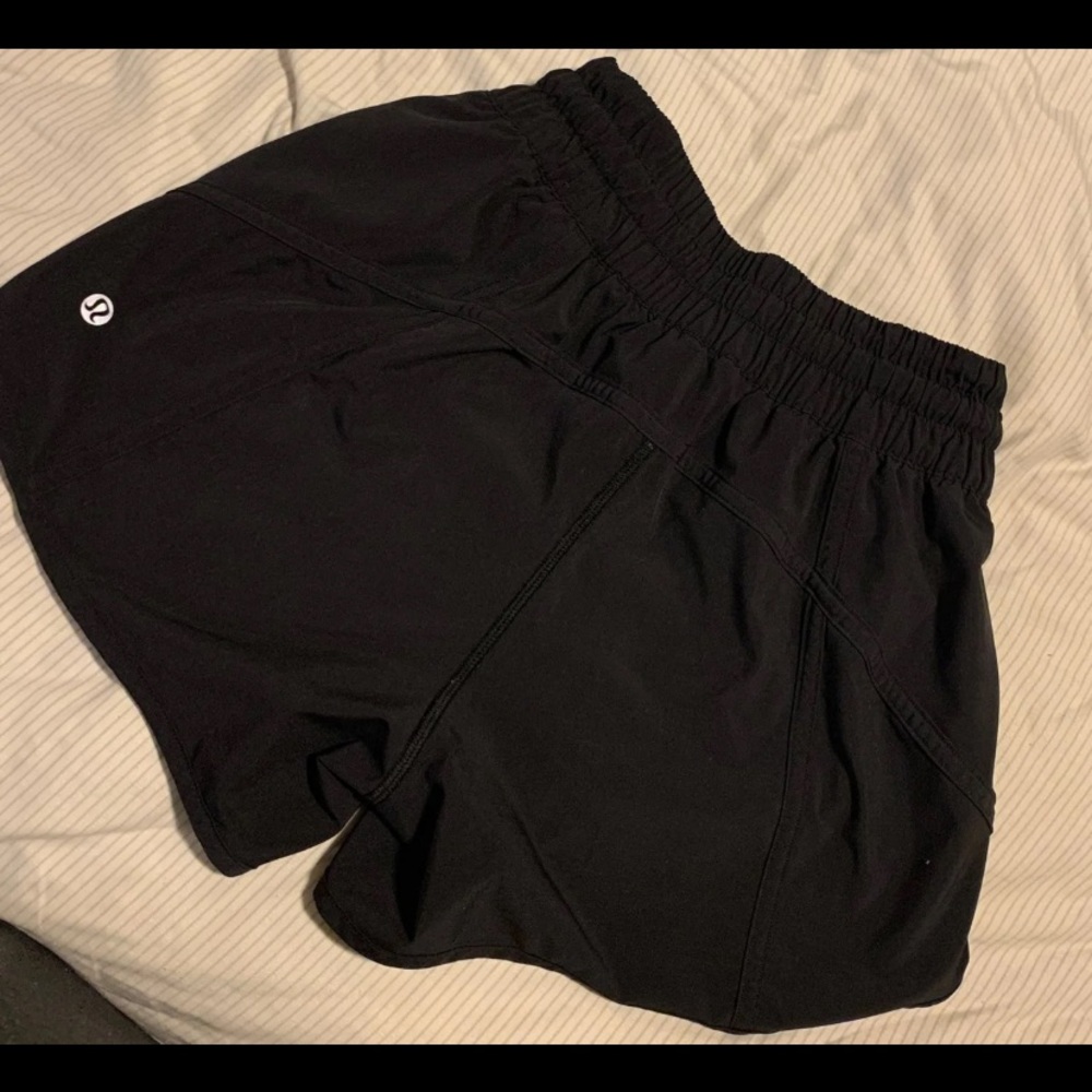 Lulu lemon tracker short